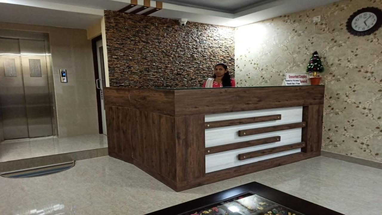 Hotel Aloka Residency โกลกาตา ภายนอก รูปภาพ
