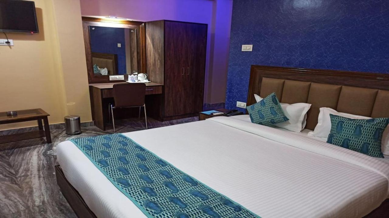 Hotel Aloka Residency โกลกาตา ภายนอก รูปภาพ